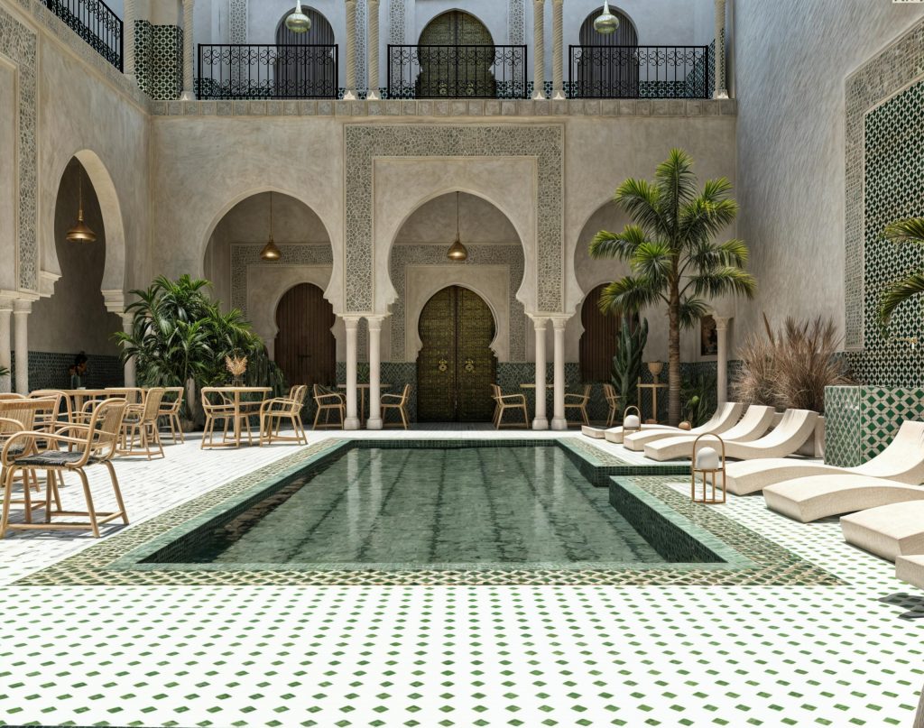 Vue d'une piscine de Riad luxueux